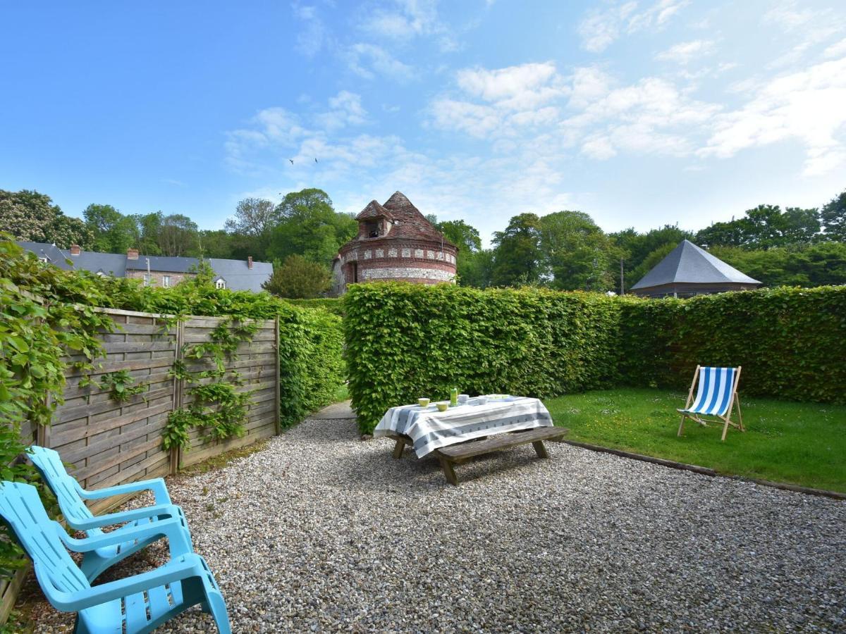 Classic Cottage In Le Bourg-Dun With Garden المظهر الخارجي الصورة