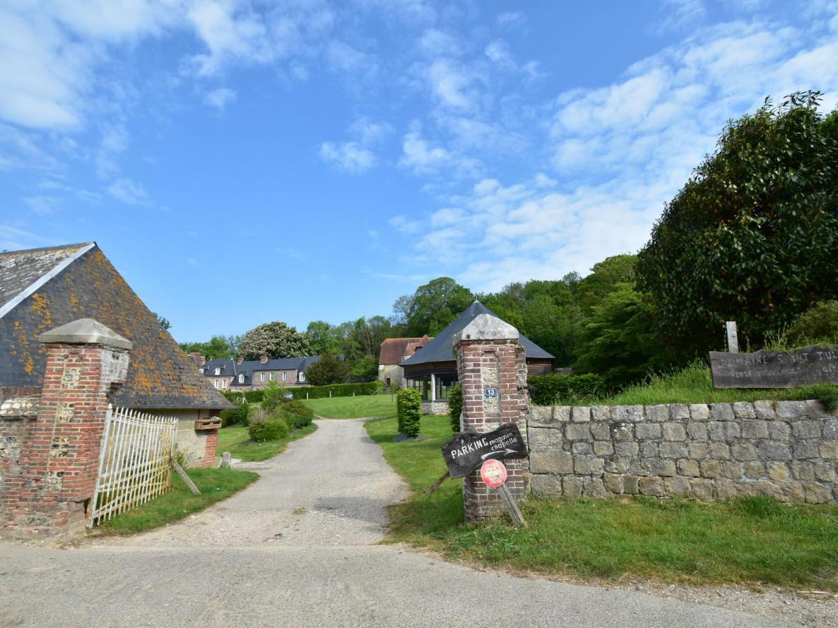 Classic Cottage In Le Bourg-Dun With Garden المظهر الخارجي الصورة